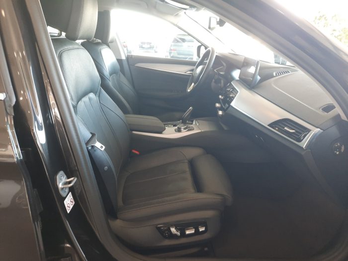 BMW Seria 5, 520D, 2023, 38178 km