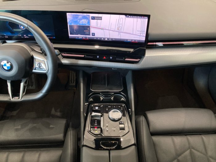 BMW Seria 5, 520D, 2024, 19800 km