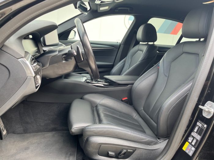 BMW Seria 5, 530E XDRIVE, 2022, 85974 km