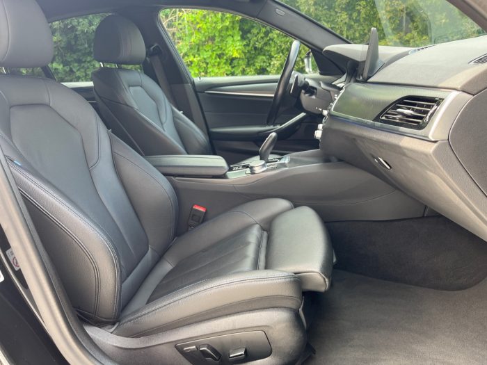 BMW Seria 5, 530E XDRIVE, 2022, 85974 km