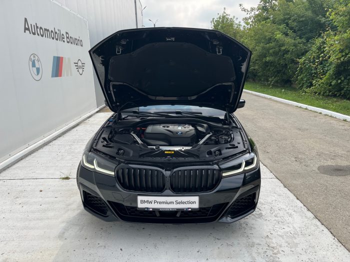 BMW Seria 5, 530E XDRIVE, 2022, 85974 km