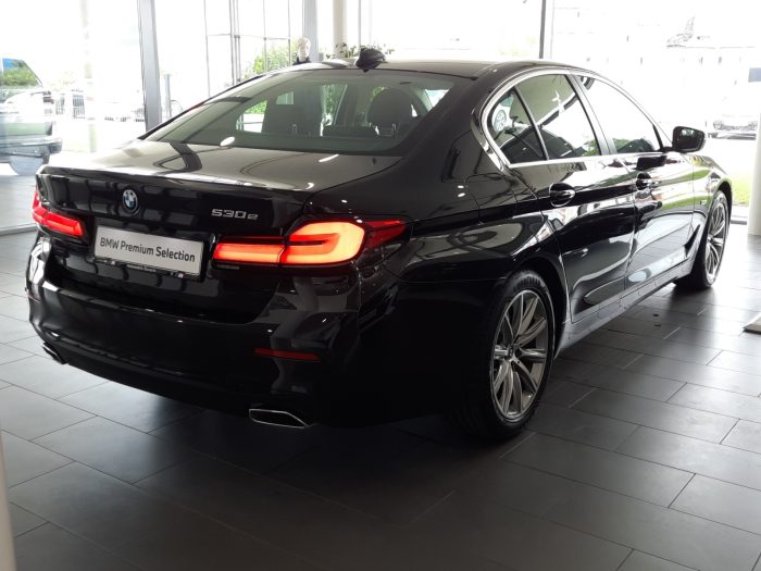 BMW Seria 5, 530E, 2023, 34700 km