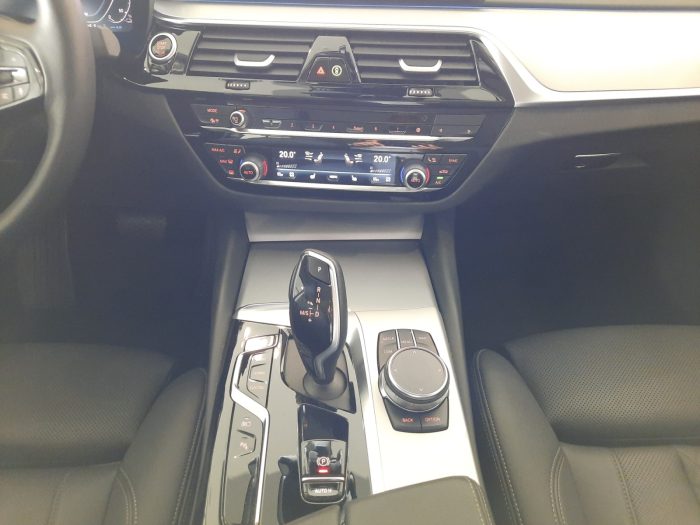 BMW Seria 5, 530E, 2023, 34700 km