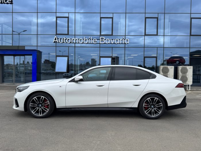 BMW Seria 5, 540D XDRIVE, 2024, 24750 km
