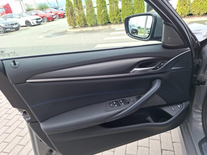 BMW Seria 5, 545E XDRIVE, 2022, 74139 km