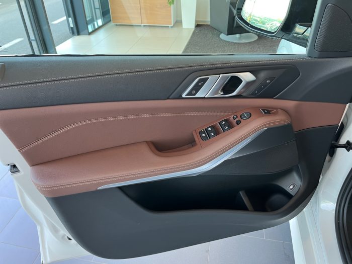 BMW X5, X5 XDRIVE45E, 2022, 81200 km