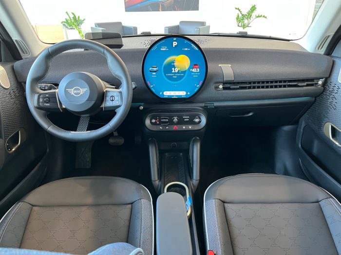 MINI Cooper E, COOPER E, 2024, 4274 km
