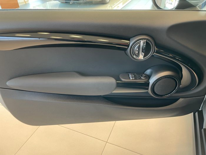 MINI Hatch 3 usi, COOPER SE, 2022, 34611 km
