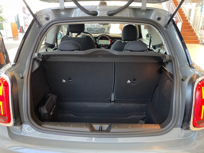 MINI Hatch 3 usi, COOPER SE, 2022, 34611 km