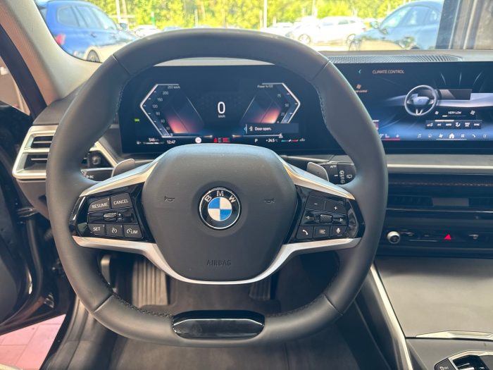 BMW Seria 3, 318I, 2024, 7644 km