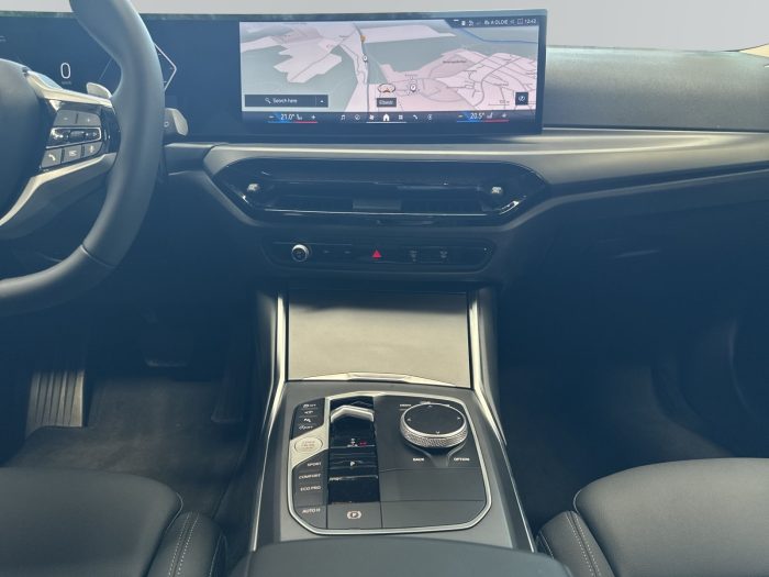 BMW Seria 3, 318I, 2024, 6013 km