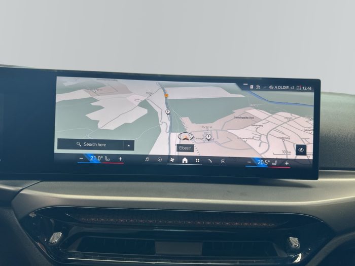 BMW Seria 3, 318I, 2024, 6013 km