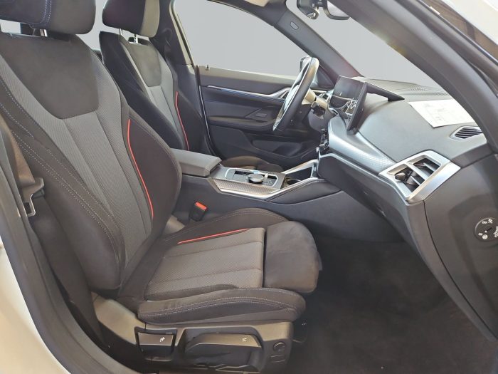 BMW Seria 4, I4 XDRIVE40, 2024, 26901 km