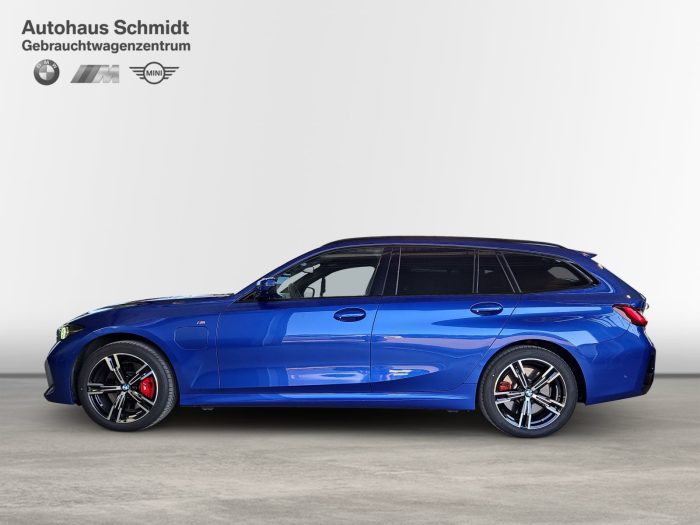 BMW Seria 3, 330E XDRIVE, 2024, 30747 km