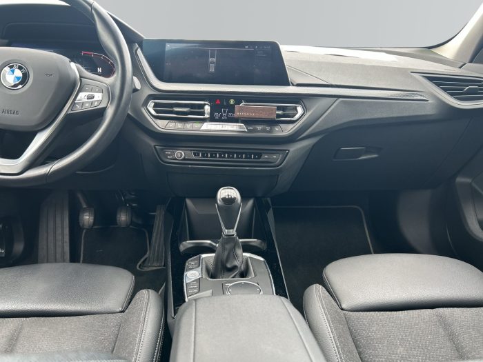 BMW Seria 1, 118I, 2022, 41682 km