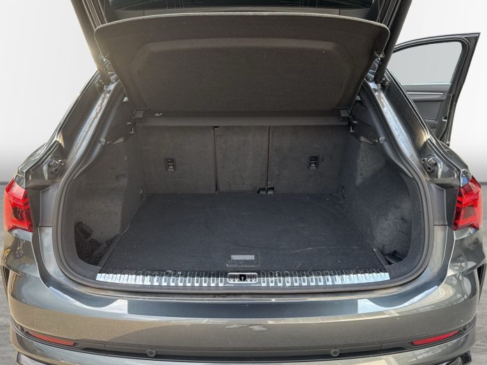 AUDI Altele, RS Q3, 2022, 46170 km