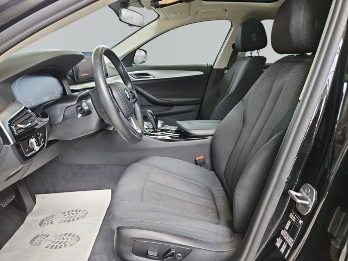 BMW Seria 5, 530D, 2022, 30795 km