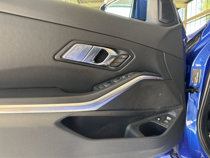 BMW Seria 3, 330E XDRIVE, 2021, 38027 km