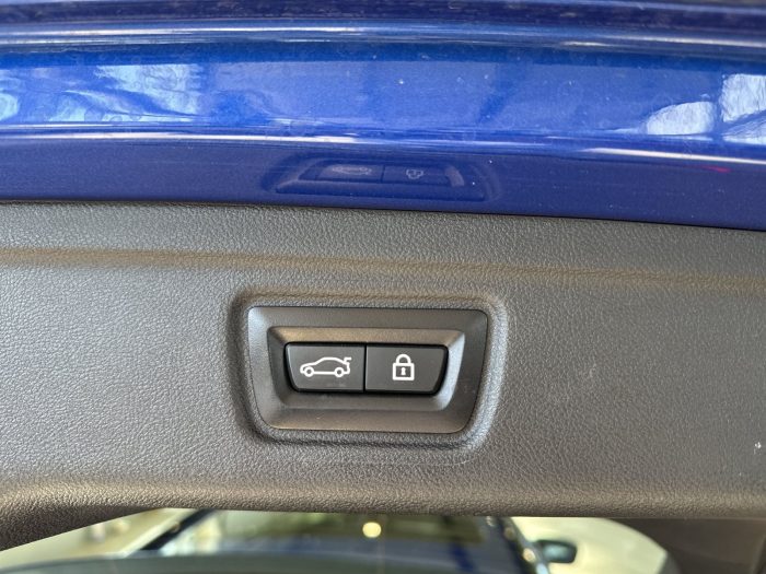 BMW Seria 3, 330E XDRIVE, 2021, 38027 km