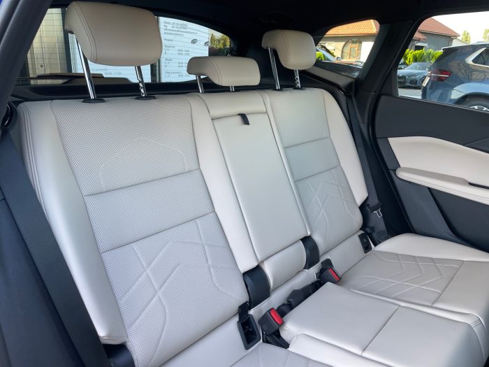 BMW Seria 2, 225E XDRIVE ACTIVE TOURER, 2024, 4333 km