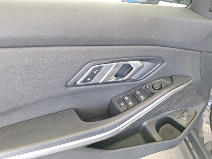 BMW Seria 3, 320D XDRIVE, 2023, 69350 km