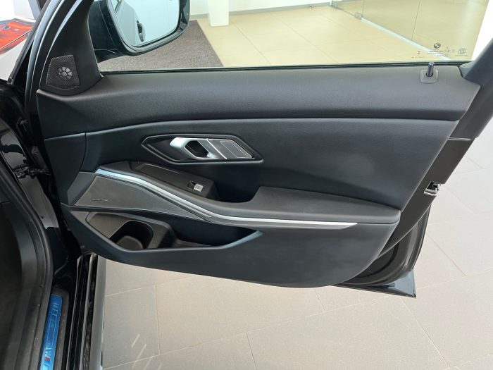 BMW Seria 3, 320D XDRIVE, 2025, 5379 km