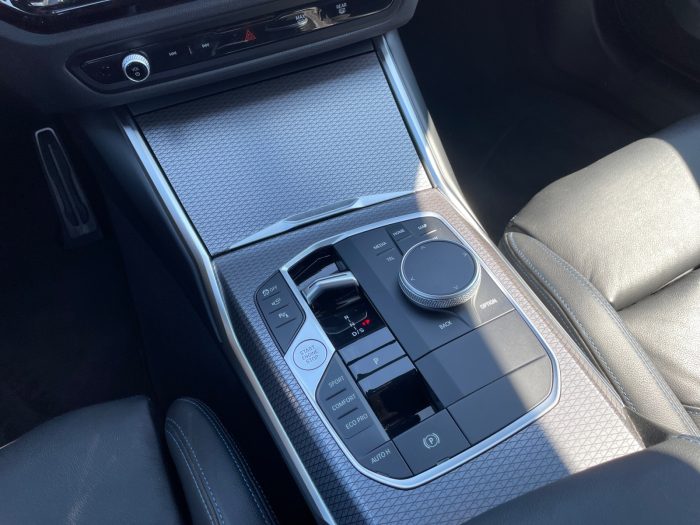 BMW Seria 3, 330D XDRIVE, 2024, 8000 km