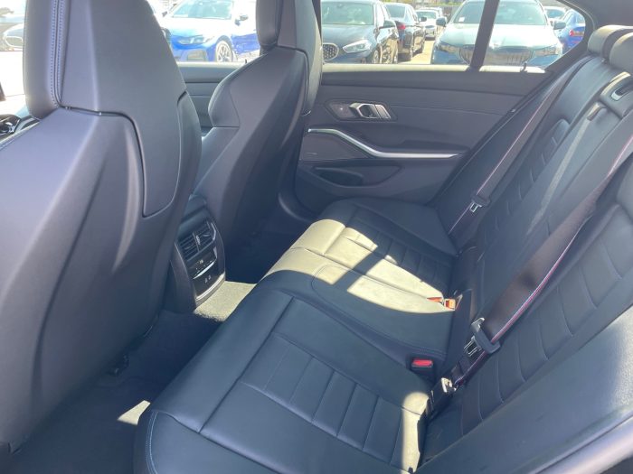 BMW Seria 3, 330D XDRIVE, 2024, 8000 km