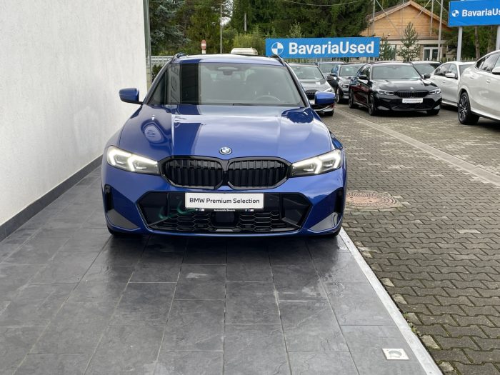 BMW Seria 3, 330E XDRIVE TOURING, 2024, 7971 km