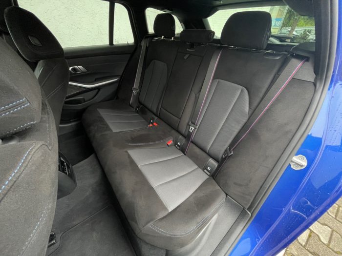 BMW Seria 3, 330E XDRIVE TOURING, 2024, 7971 km