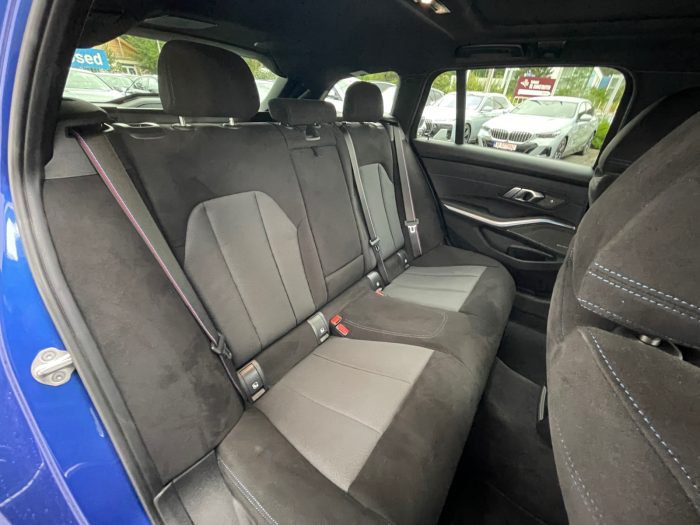 BMW Seria 3, 330E XDRIVE TOURING, 2024, 7971 km