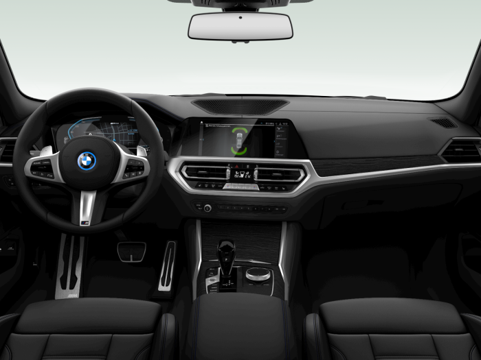 BMW Seria 3, 330E XDRIVE, 2022, 64000 km