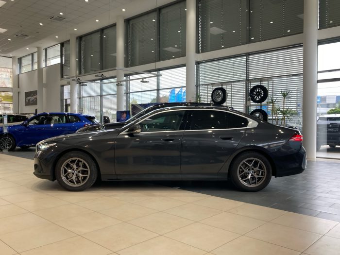 BMW Seria 5, 520D, 2024, 37477 km