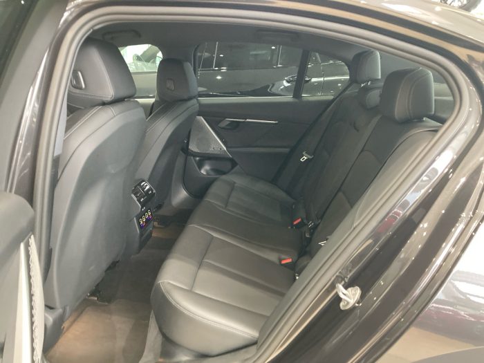BMW Seria 5, 520D, 2024, 37477 km