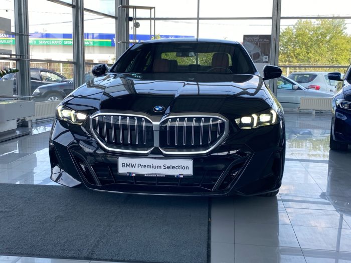 BMW Seria 5, 520I, 2024, 12950 km