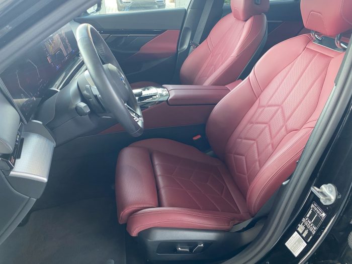 BMW Seria 5, 520I, 2024, 12950 km