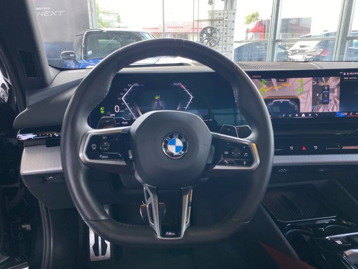 BMW Seria 5, 520I, 2024, 12950 km