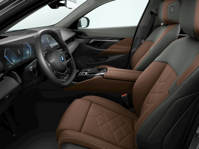 BMW Seria 5, 550E XDRIVE, 2024, 22500 km