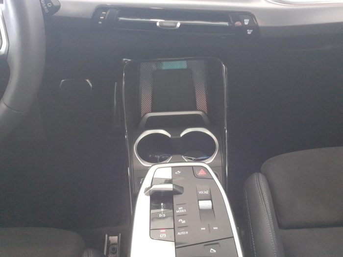 BMW X1, X1 SDRIVE18I, 2025, 9300 km