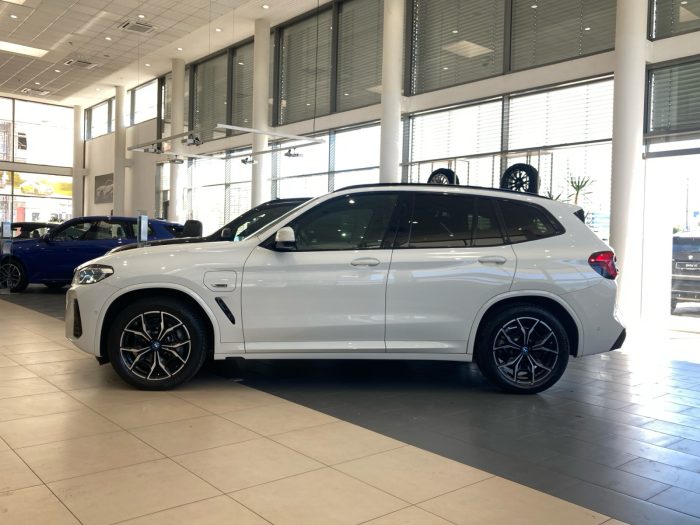 BMW X3, X3 XDRIVE30E, 2022, 63143 km