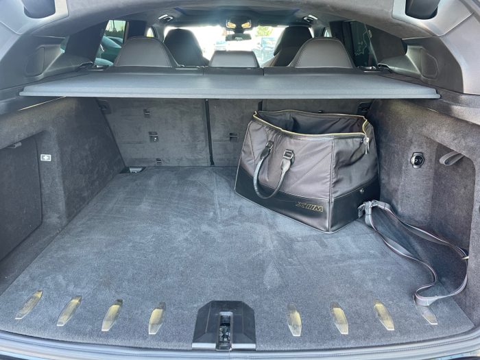BMW XM, XM 50E, 2024, 27100 km