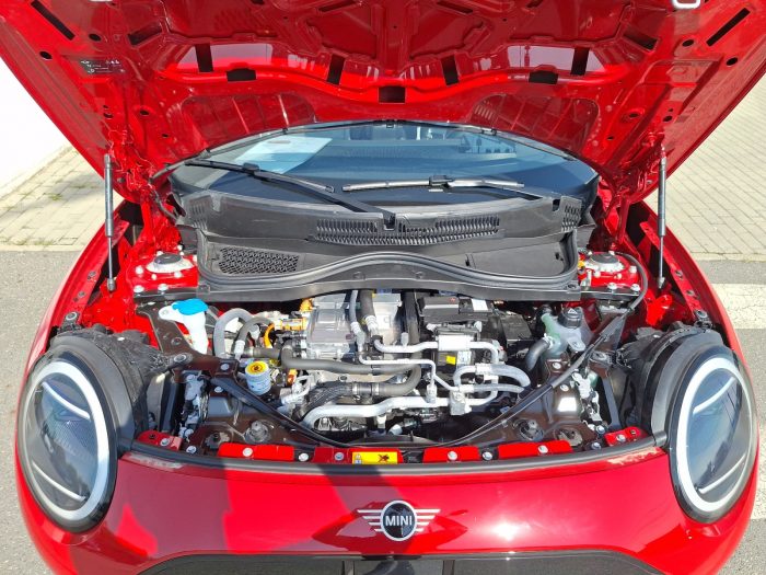 MINI Cooper E, COOPER E, 2024, 4478 km