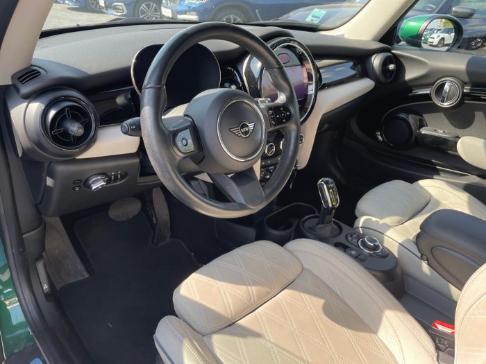 MINI Hatch 3 usi, COOPER SE, 2021, 14150 km