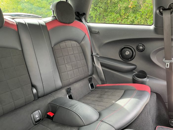 MINI Hatch 3 usi, JOHN COOPER WORKS, 2019, 56984 km
