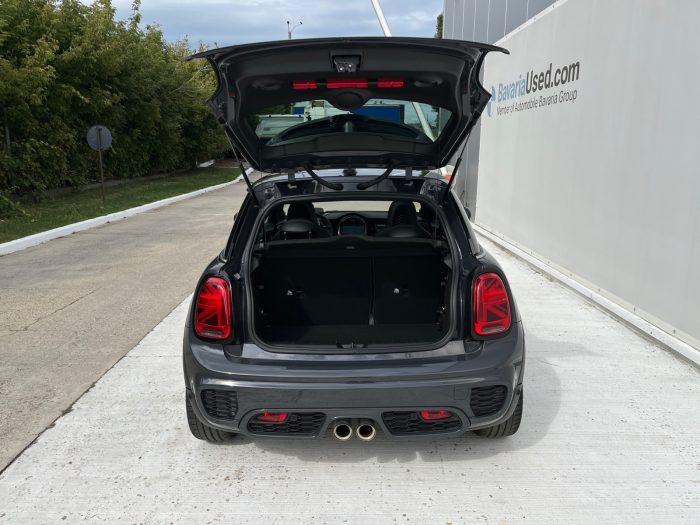 MINI Hatch 3 usi, JOHN COOPER WORKS, 2019, 56984 km