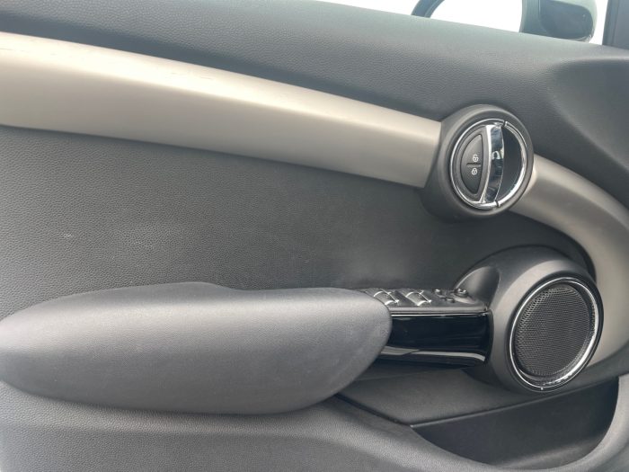 MINI Hatch 5 usi, COOPER, 2019, 54630 km