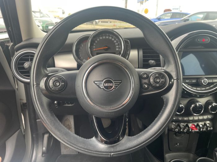 MINI Hatch 5 usi, COOPER, 2019, 54630 km