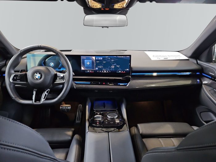 BMW Seria 5, 520I, 2024, 25446 km