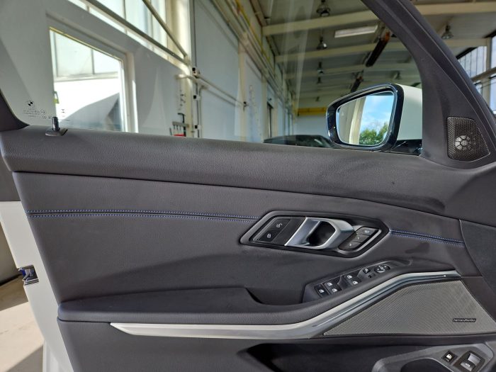 BMW Seria 3, 330E, 2024, 26809 km