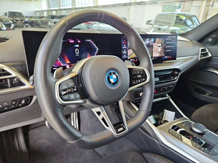 BMW Seria 3, 330E, 2024, 26809 km